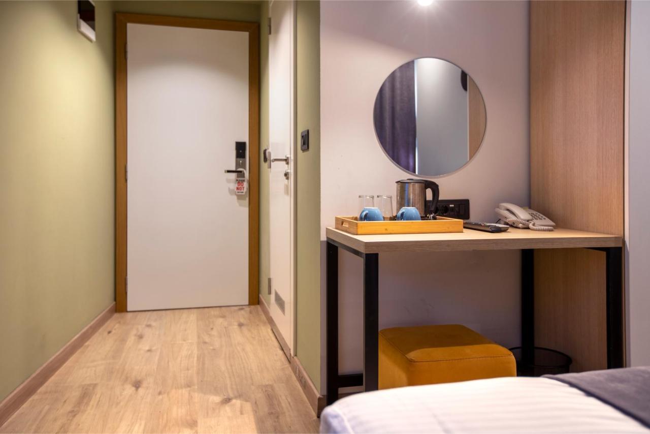 Hotel 4 Llulla Priština Exteriér fotografie